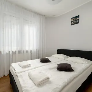 Apartament Jedności Narodowej By Renters, Wrocław